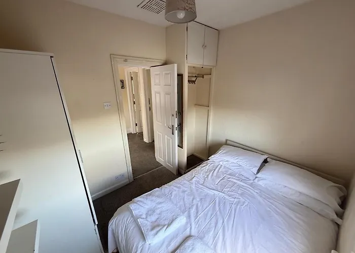 Prázdninový dům 5 Bedroom In Filton Bristol