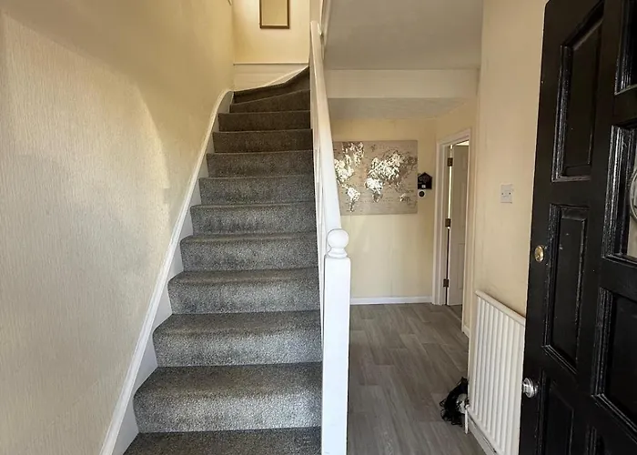 5 Bedroom In Filton * Bristol