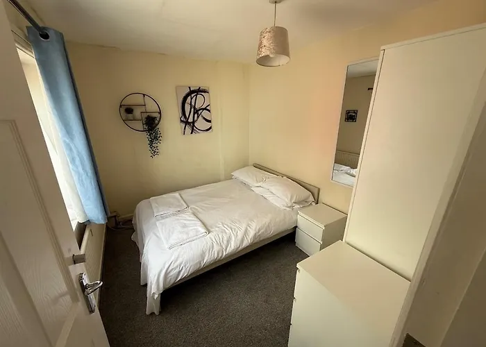 Dom wakacyjny 5 Bedroom In Filton *