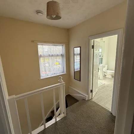 5 Bedroom In Filton